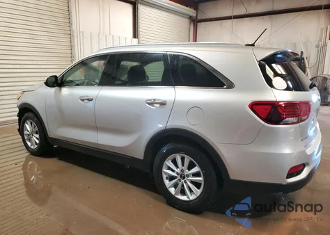 2020 Kia Sorento L z USA, uszkodzony, nr VIN 5XYPG4A30LG649015